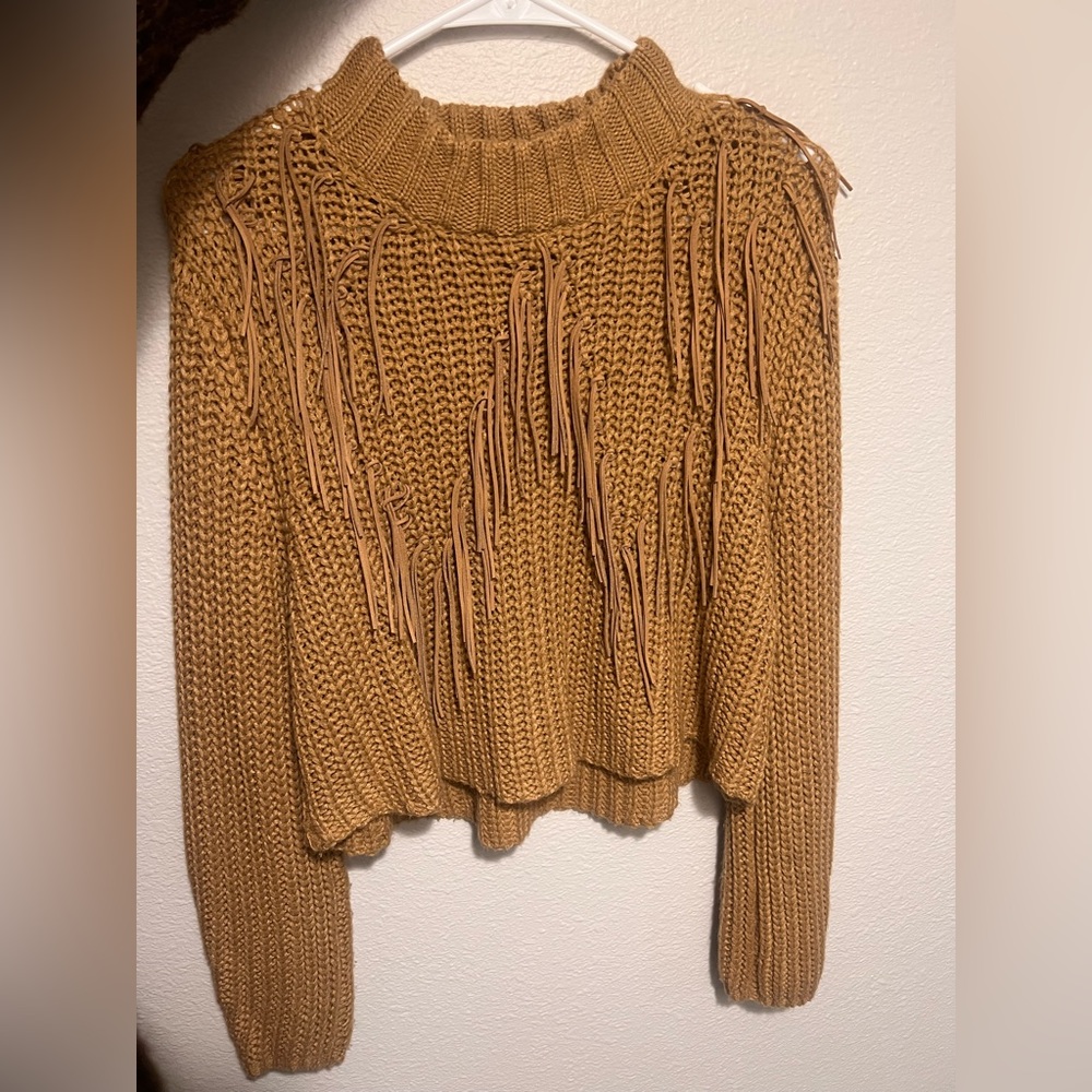 Sweater with fringe
